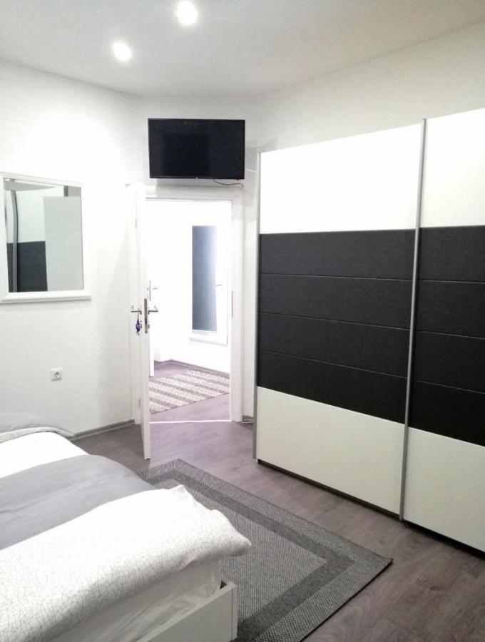 Apartman Din Travnik Eksteriør billede