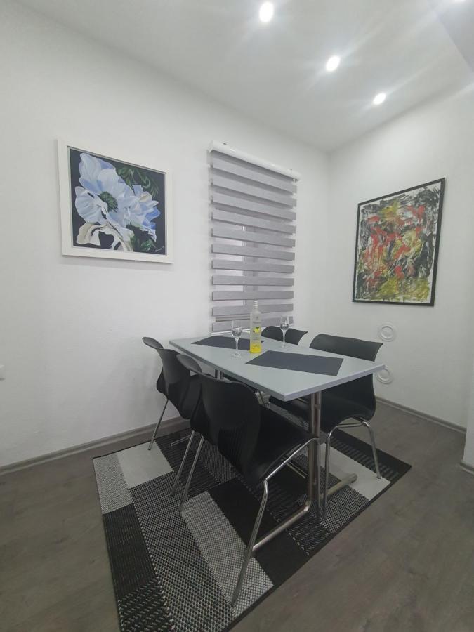 Apartman Din Travnik Eksteriør billede